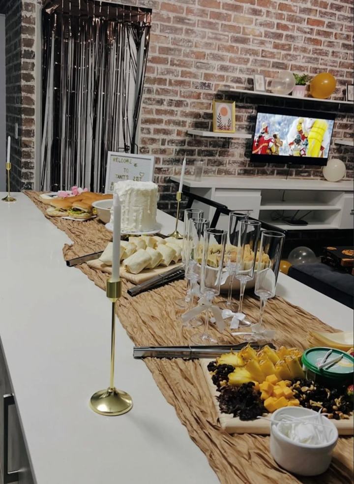 21st birthday catering at home in Barberton with sliders, wraps, cake and grazing board