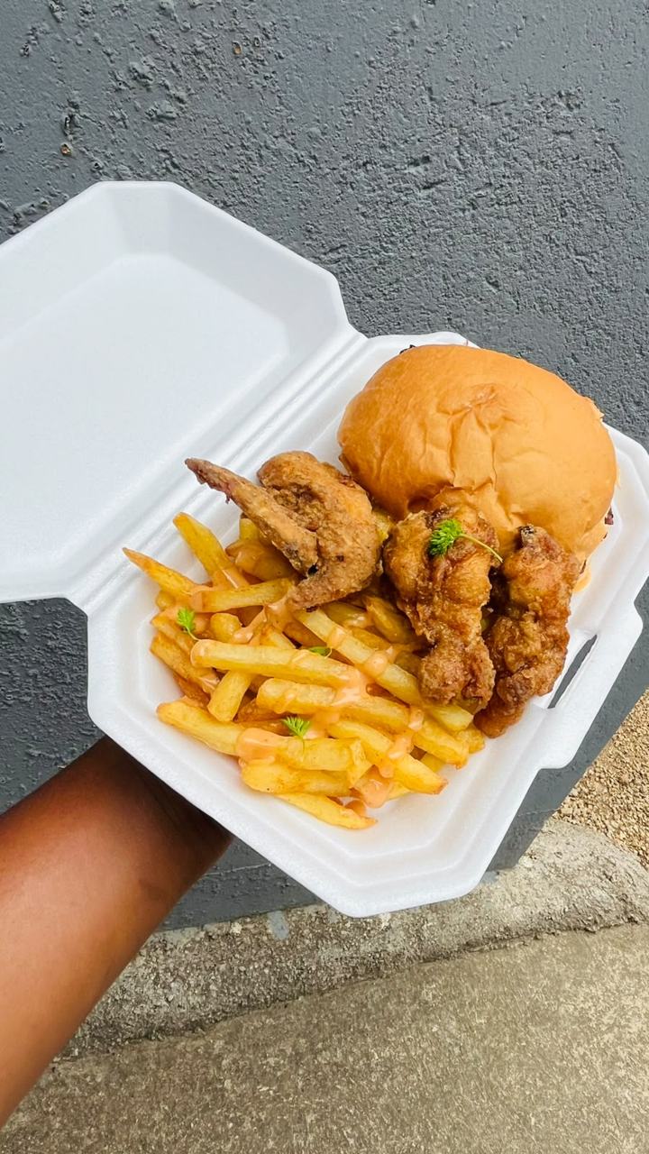 Single smashed burger with 3 crispy wings and fries from Eats By Penelope in Barberton